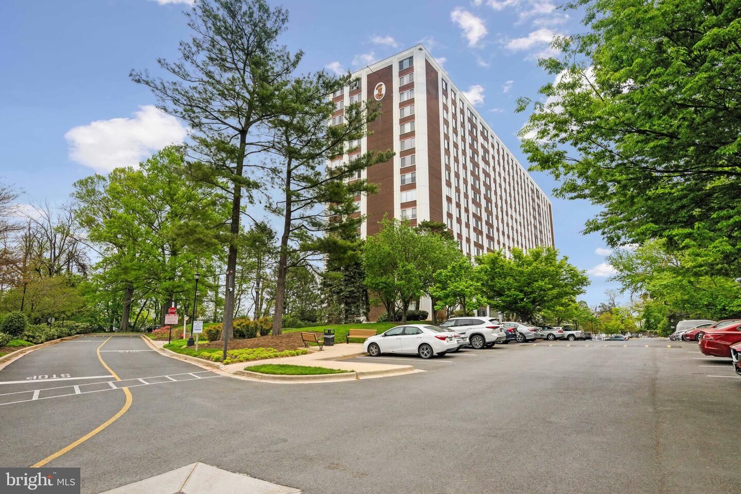 Property Photo: 11801 Rockville Pik 1012 MD 20852