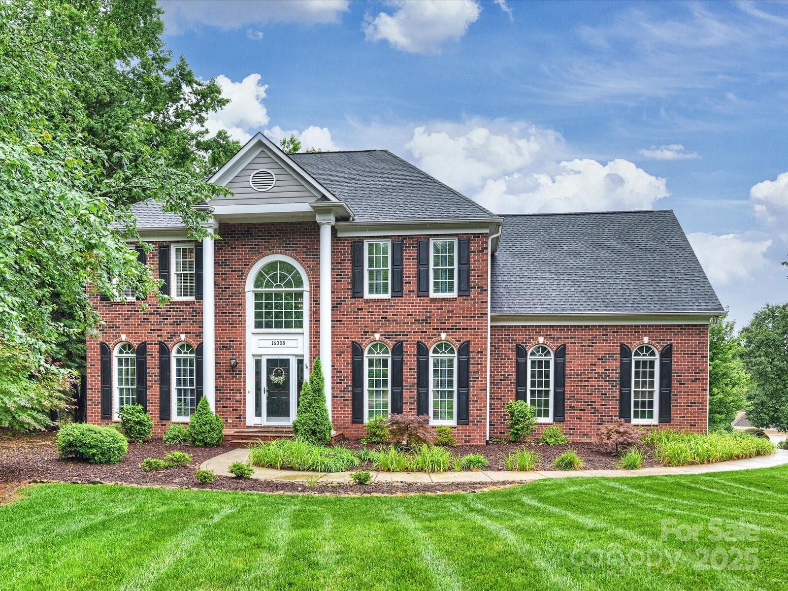 Property Photo:  16308 Woolwine Road  NC 28278 