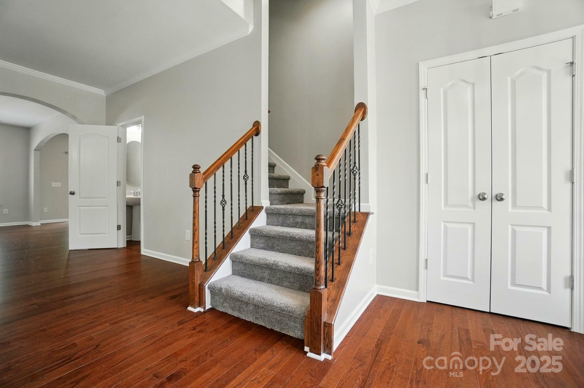 Property Photo: 8115 Kelburn Lane NC 28273