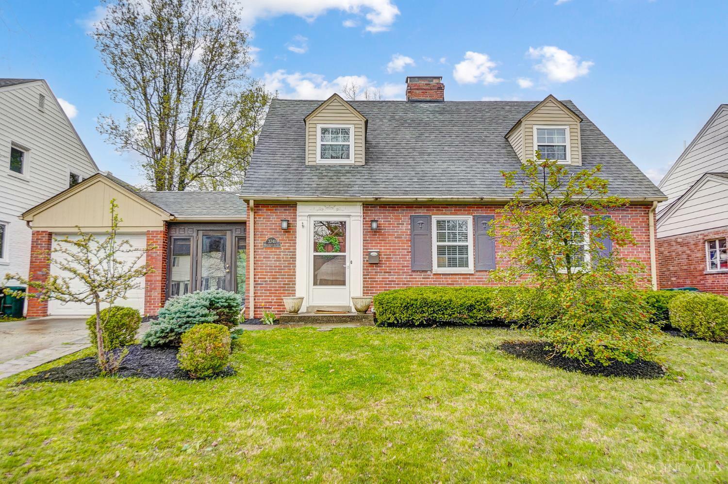 Property Photo: 3741 Middlebrook Avenue OH 45208