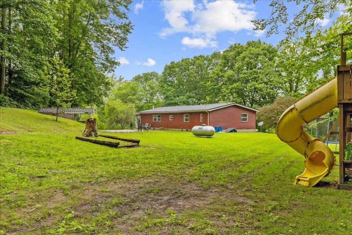 Property Photo: 5895 Swartz Mill SE Road OH 43155