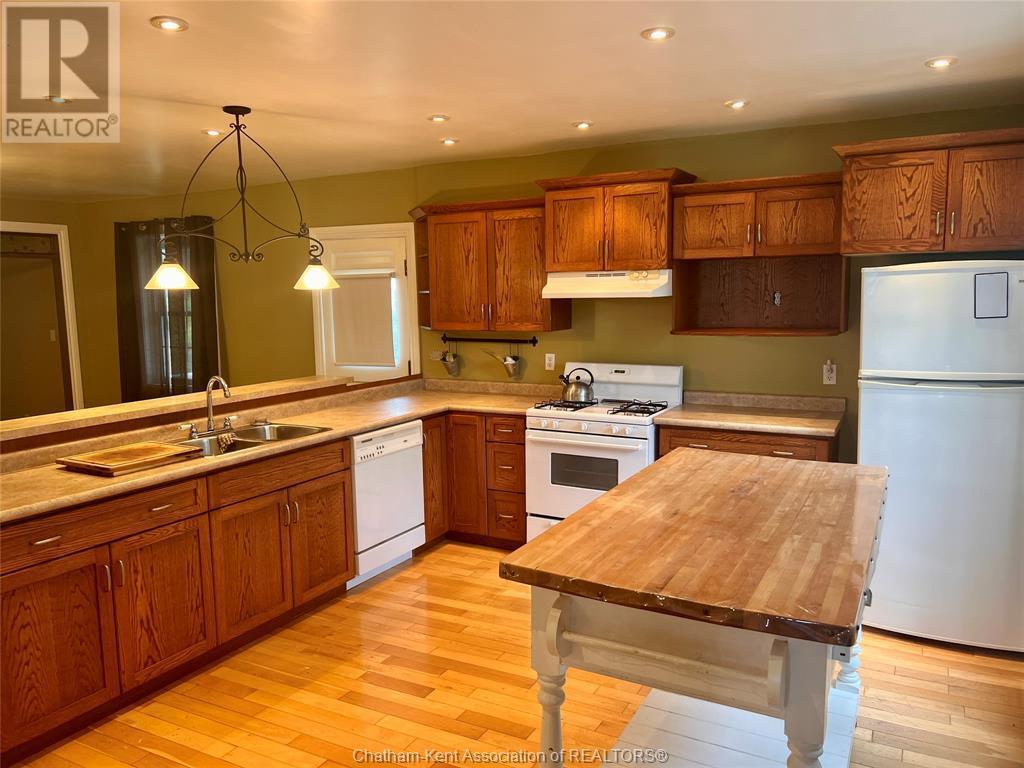 Property Photo: 106 Main Street West ON N0P 2C0