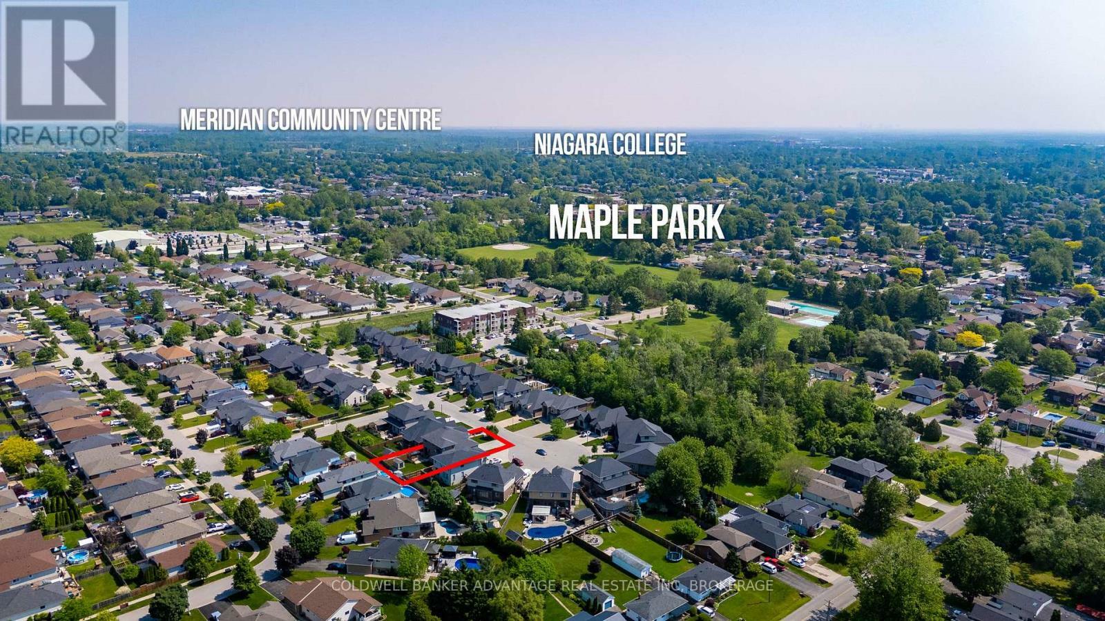 Photo de la propriété: 135 Forest Ridge Court ON L3C 0C2