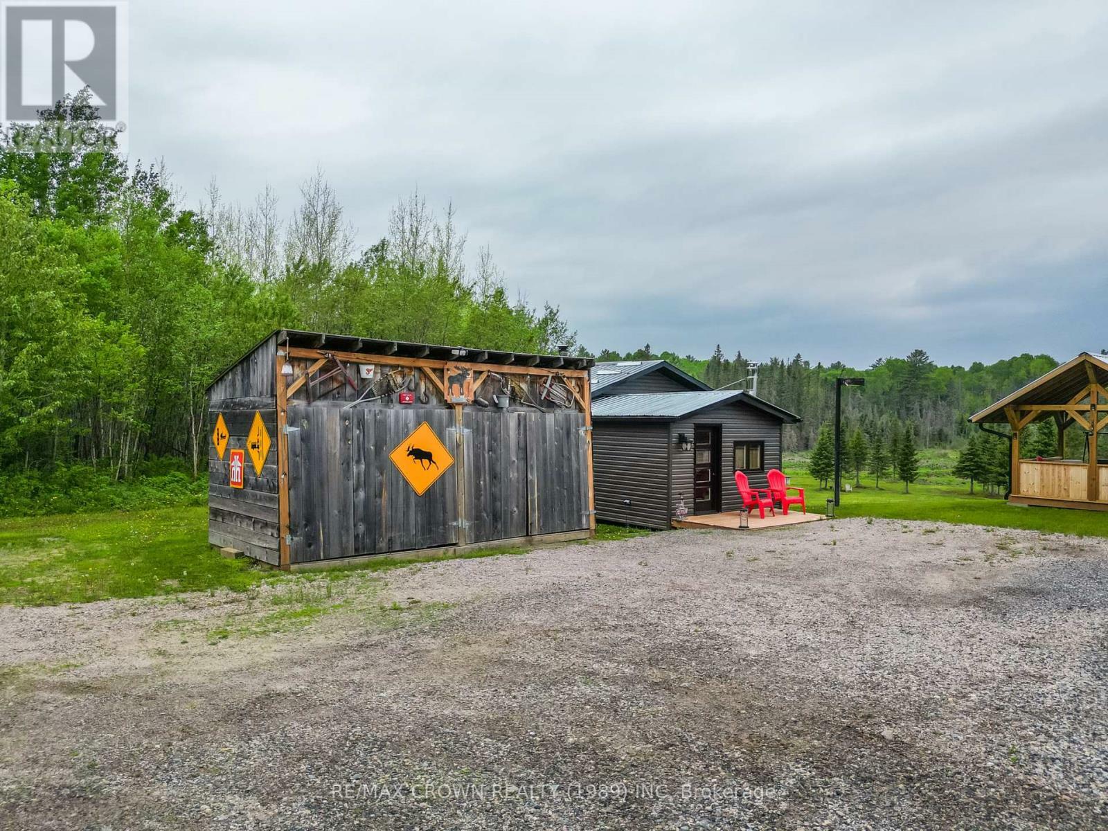 Property Photo: 629 Dubuc Road ON P0H 1L0