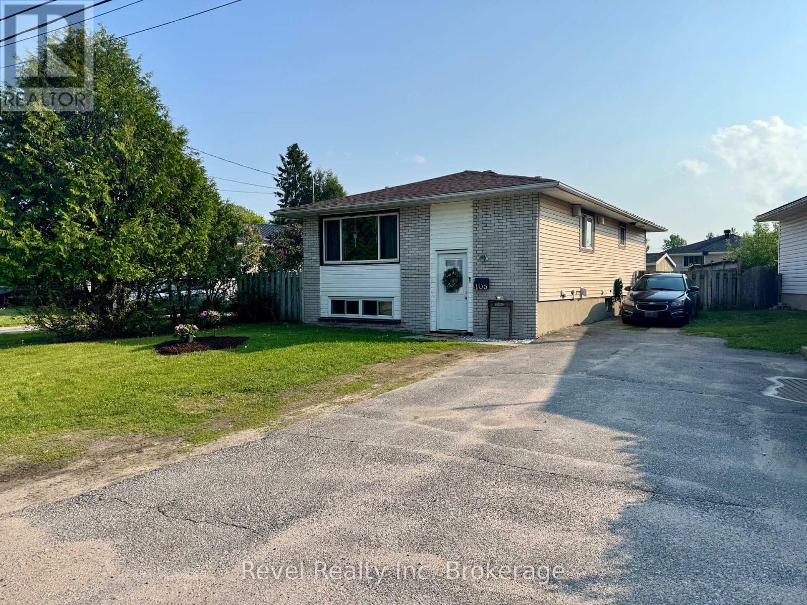 Property Photo: 105 Strathcona Drive ON P1A 2N5