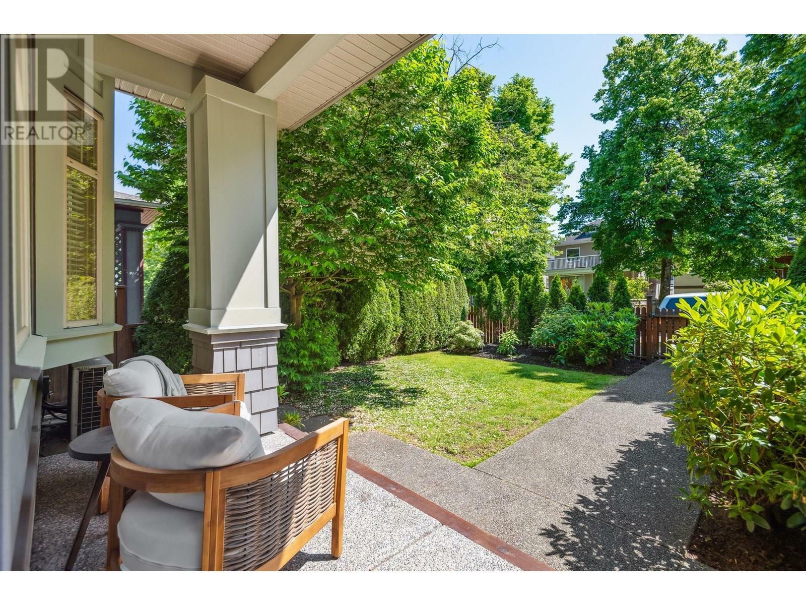 Property Photo: 715 East 10th Avenue BC V5T 2A8