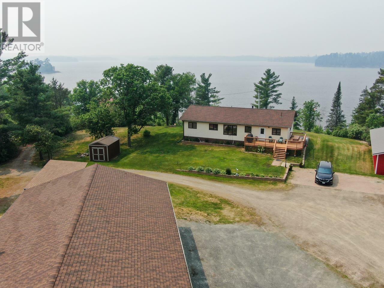 Property Photo: 18 Sunset Boulevard ON P0X 1K0