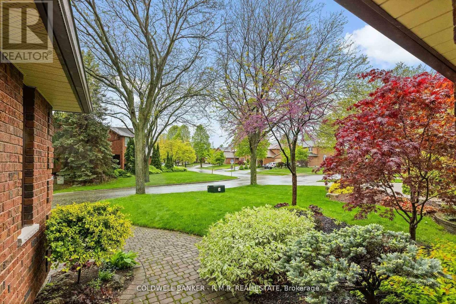 Property Photo: 9 O'Connor Drive ON L1N 7X7