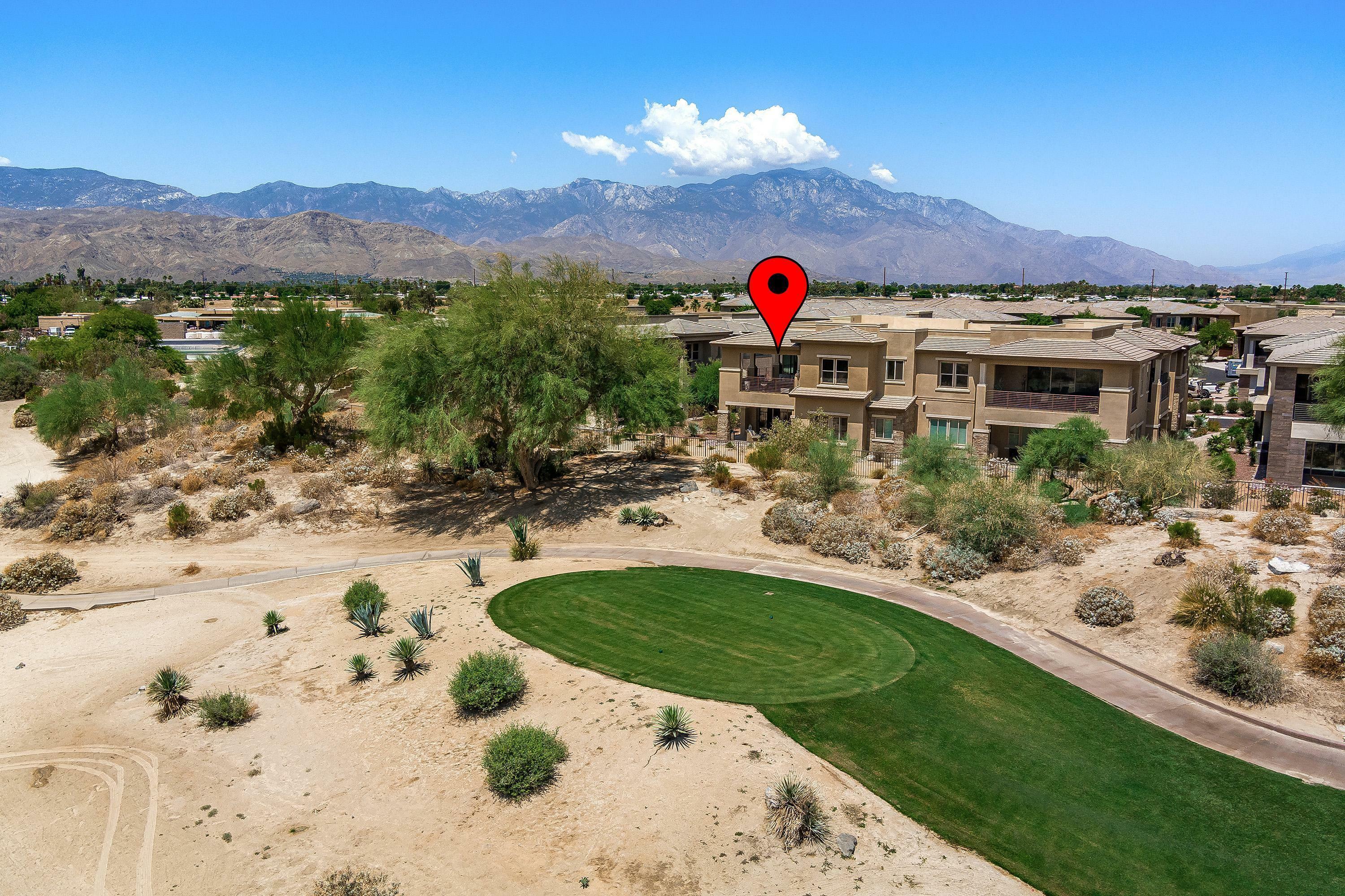 Property Photo: 1004 Retreat Circle CA 92260