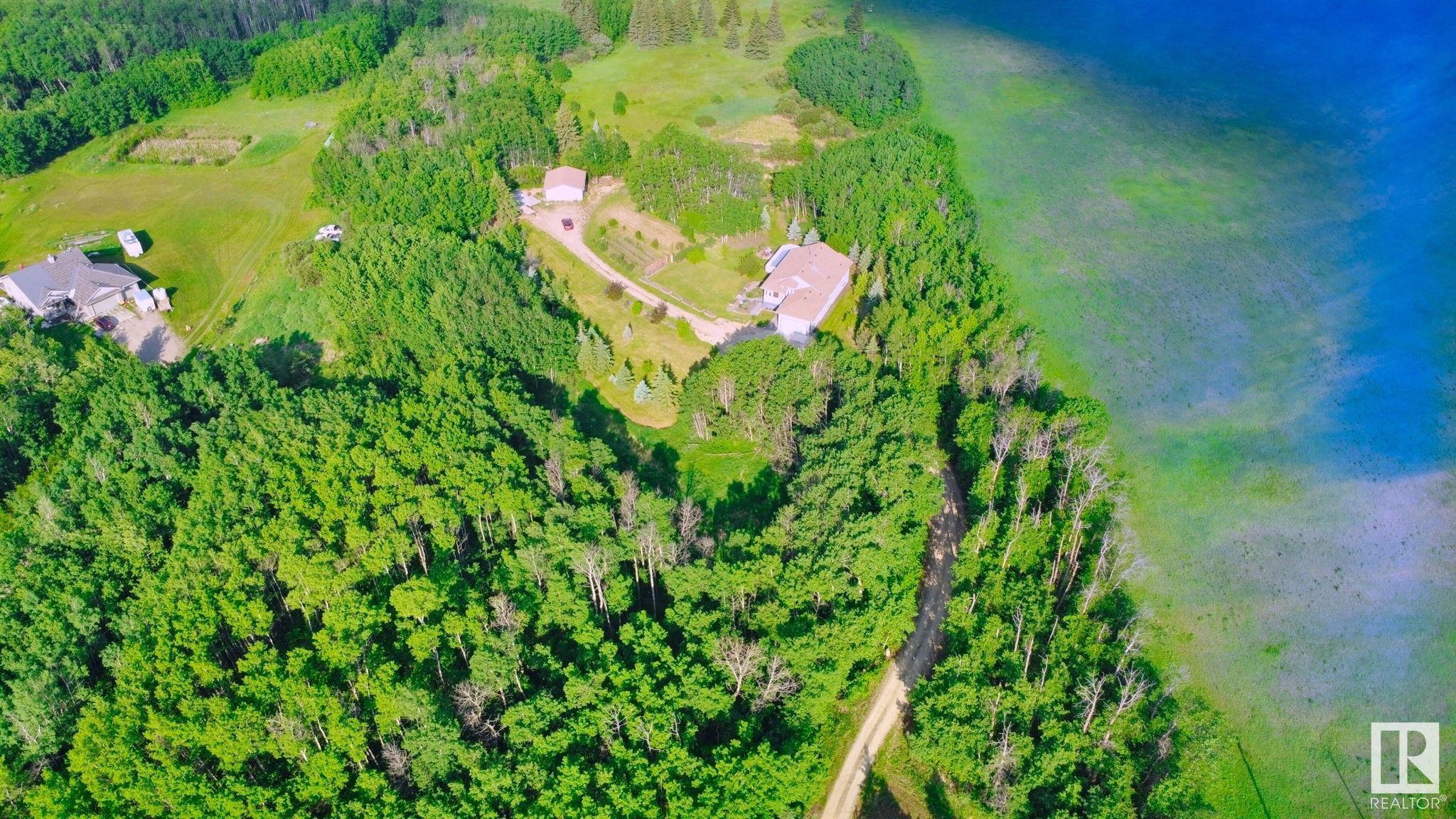 Property Photo: 50240 Rge Rd 225 AB T0B 3M1