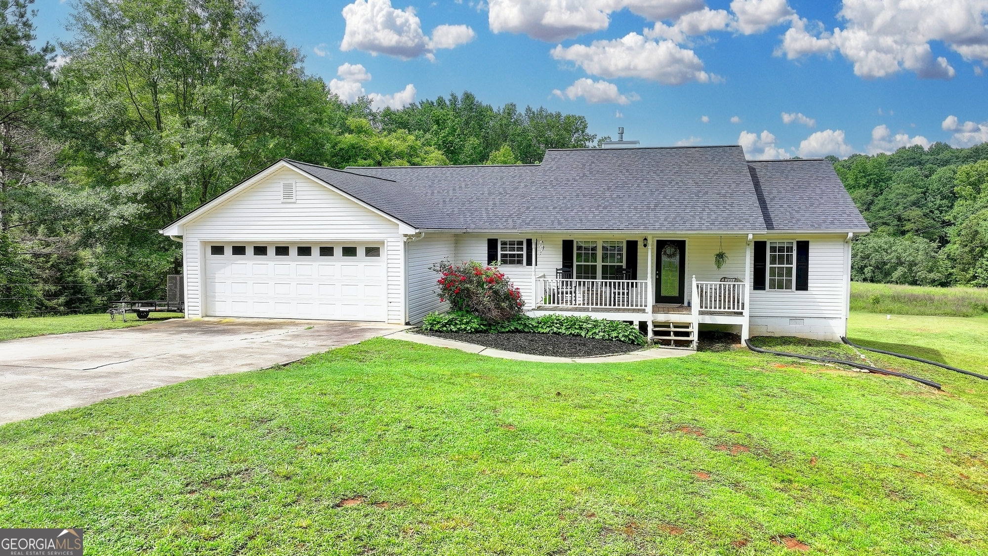 Property Photo: 509 Banyon Creek Drive GA 30575