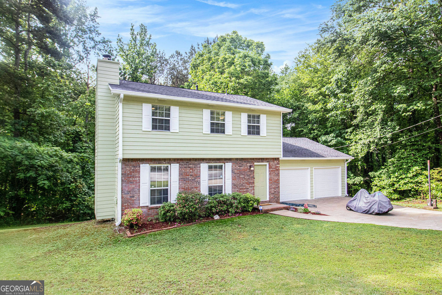 Property Photo: 2722 Spring Side Court GA 30135