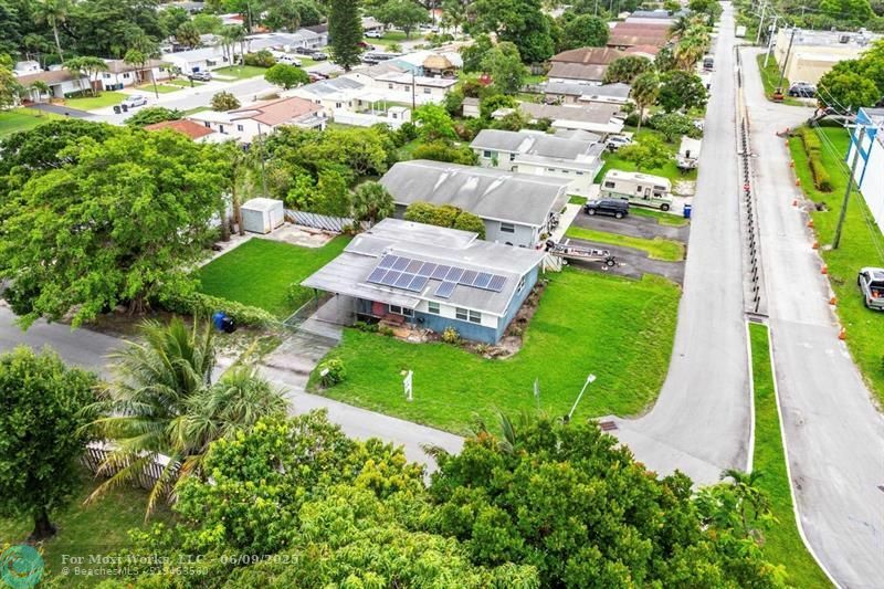Property Photo: 3250 SW 12th Ave FL 33315