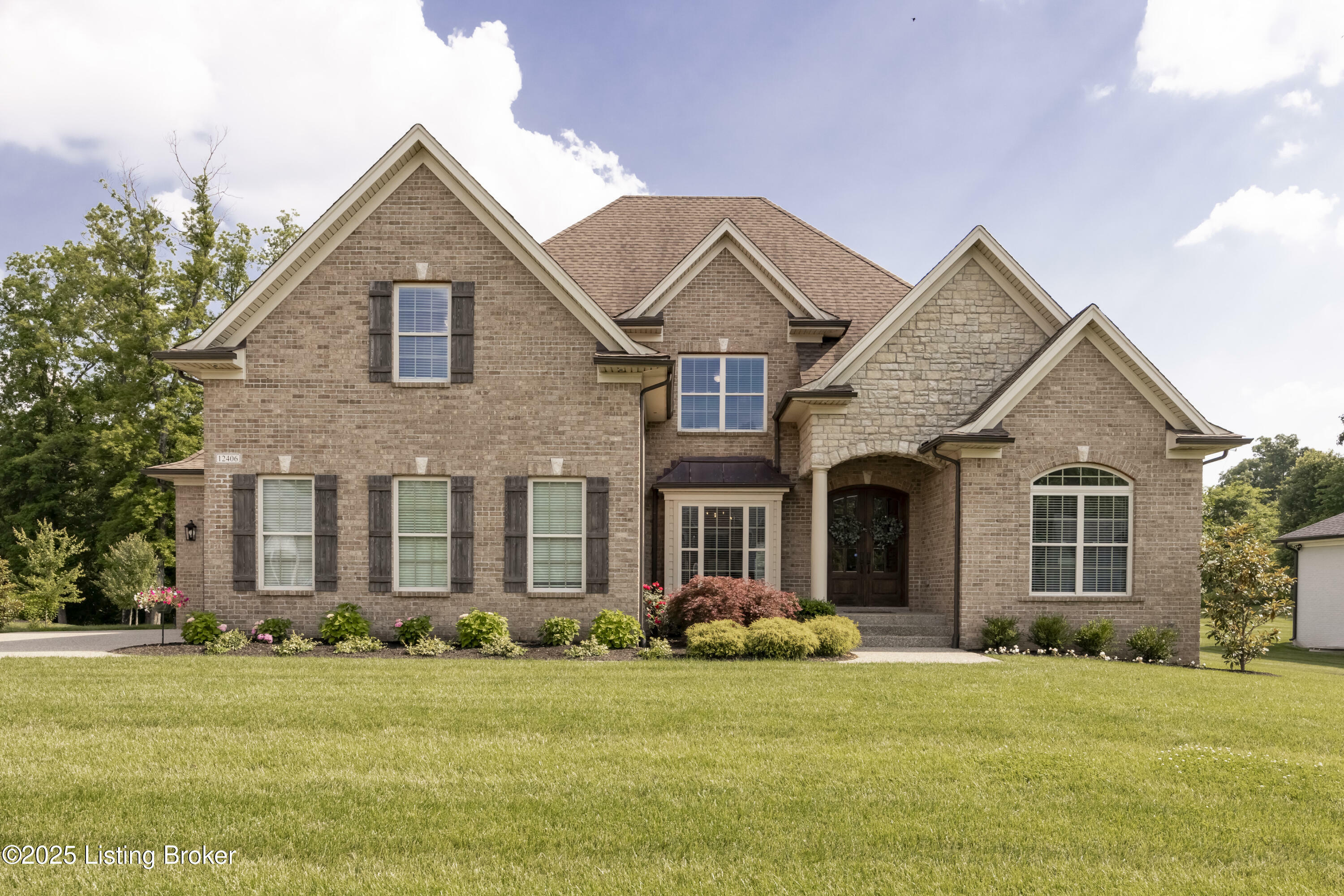 Property Photo: 12406 Poplar Woods Dr KY 40026