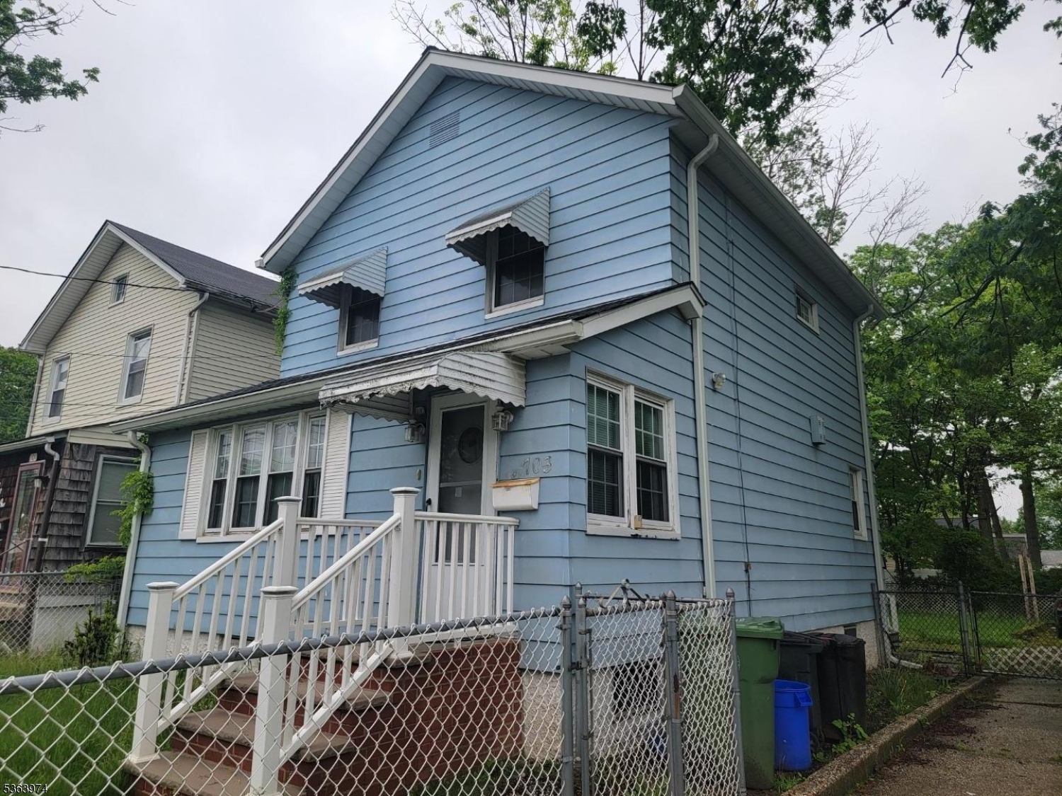 703 Spruce St  Roselle Boro NJ 07203 photo