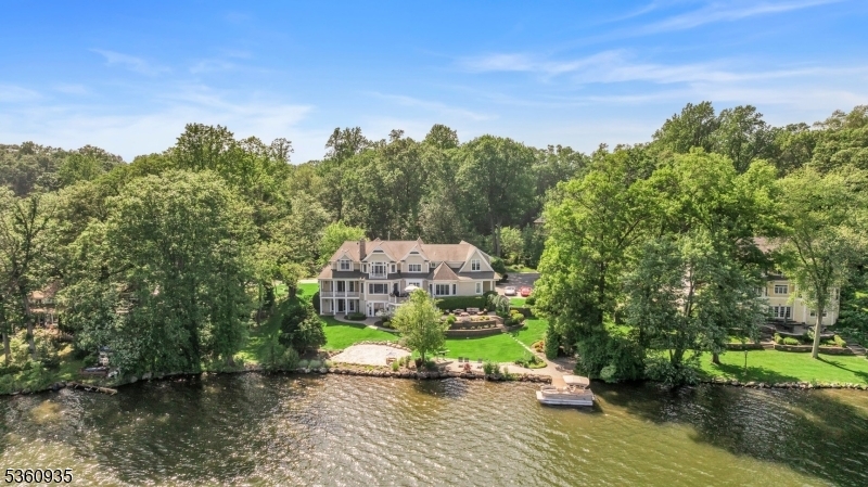 Property Photo: 1118 Pines Lake Dr NJ 07470