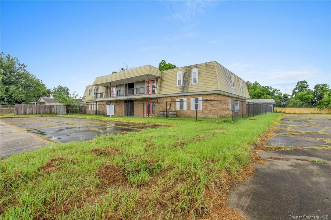Property Photo: 1806 Knapp Street LA 70601