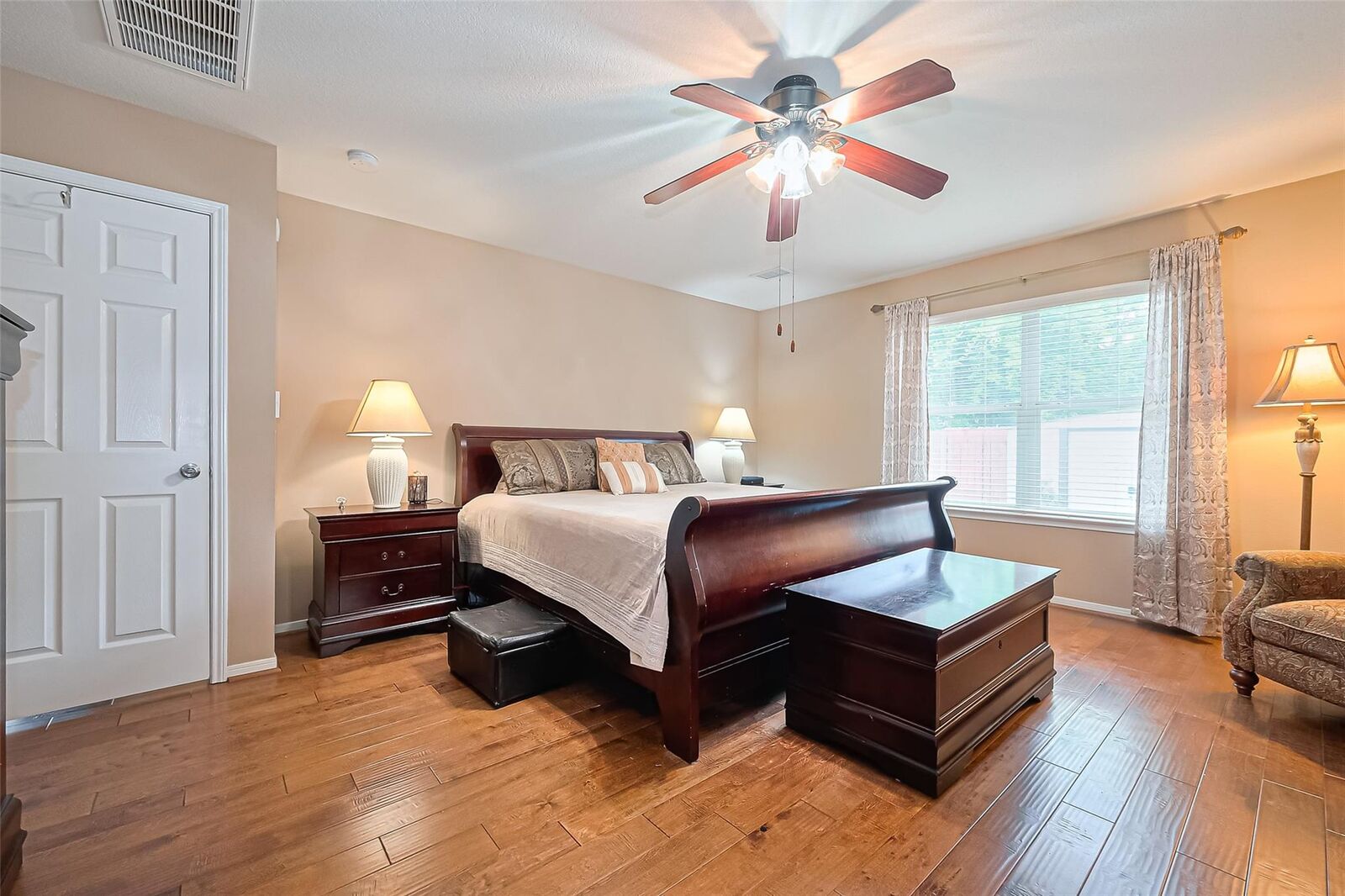 Property Photo: 10406 Nickel Grove Drive TX 77095