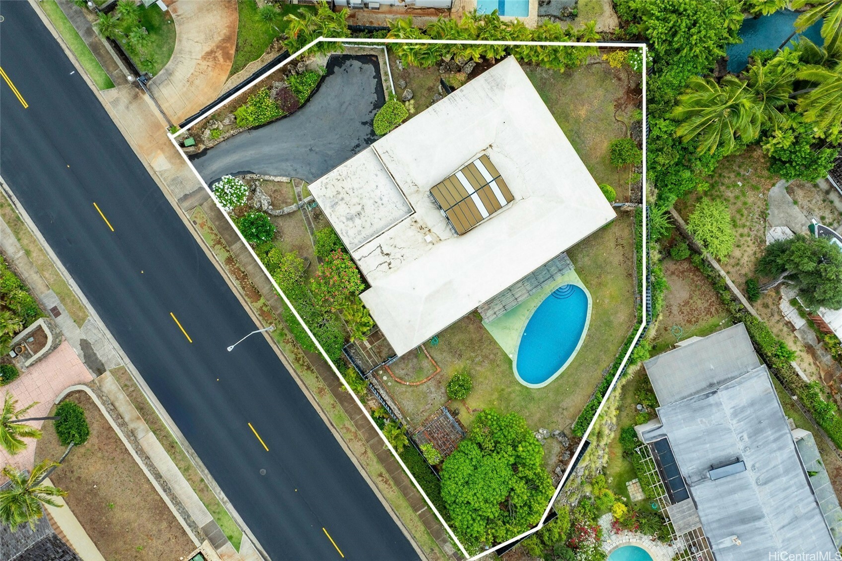 Property Photo: 719 Elepaio Street HI 96816