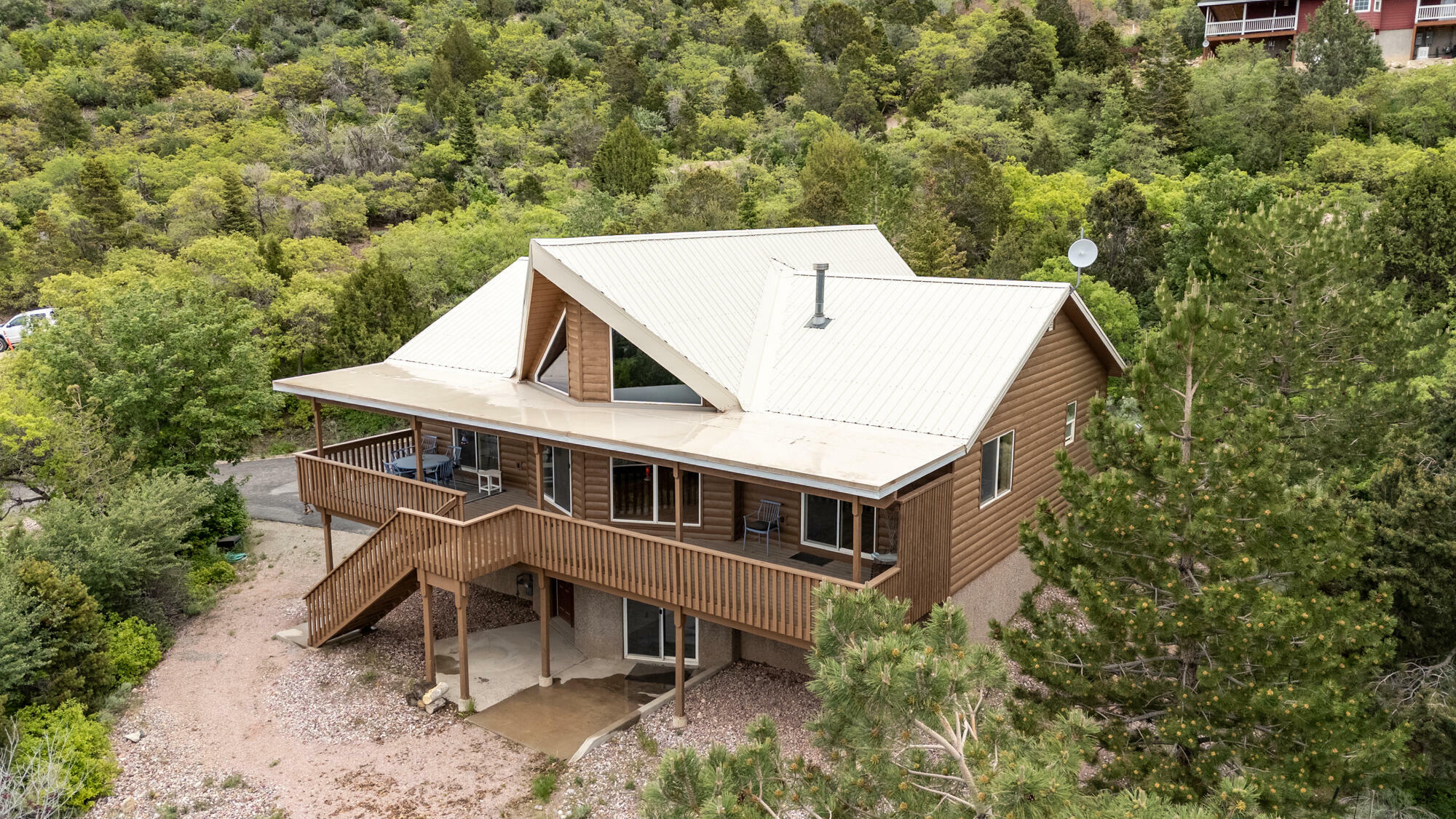 Property Photo: 1016 E High Cedar Highlands Dr UT 84720