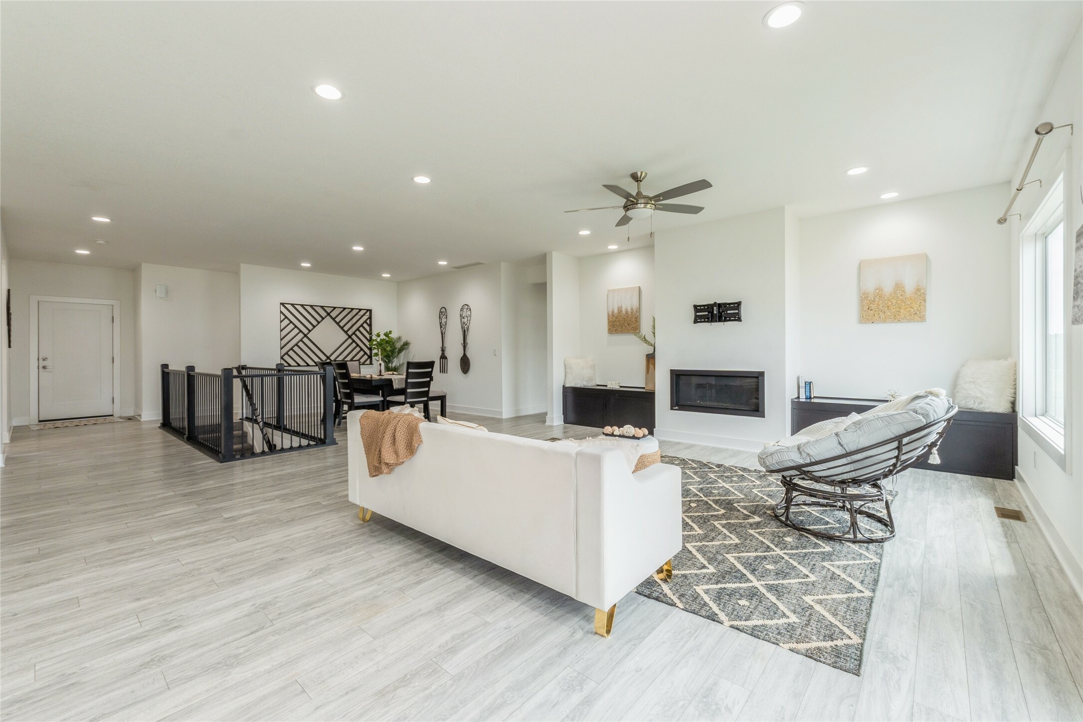 Property Photo: 650 Napoli Avenue IA 50266