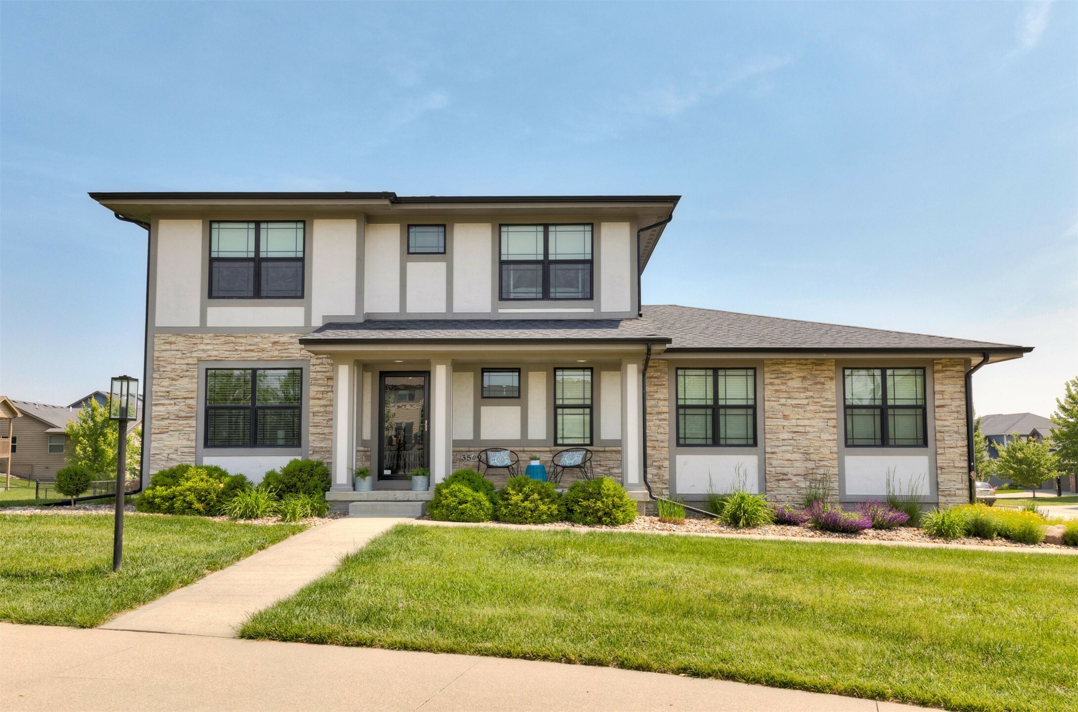 Property Photo: 3509 Berkshire Parkway IA 50325