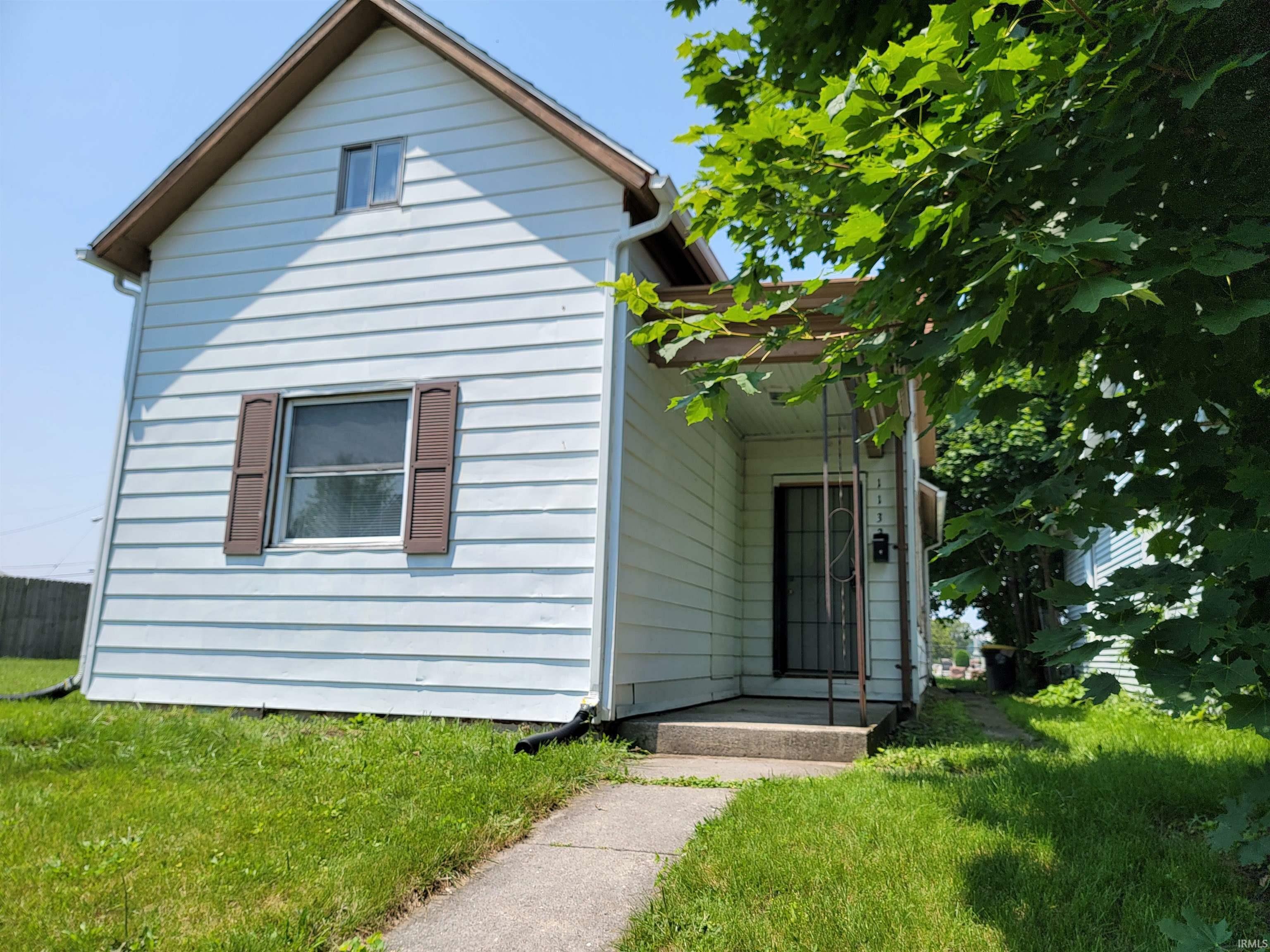 Property Photo: 1132 Grant Avenue IN 46803-1313