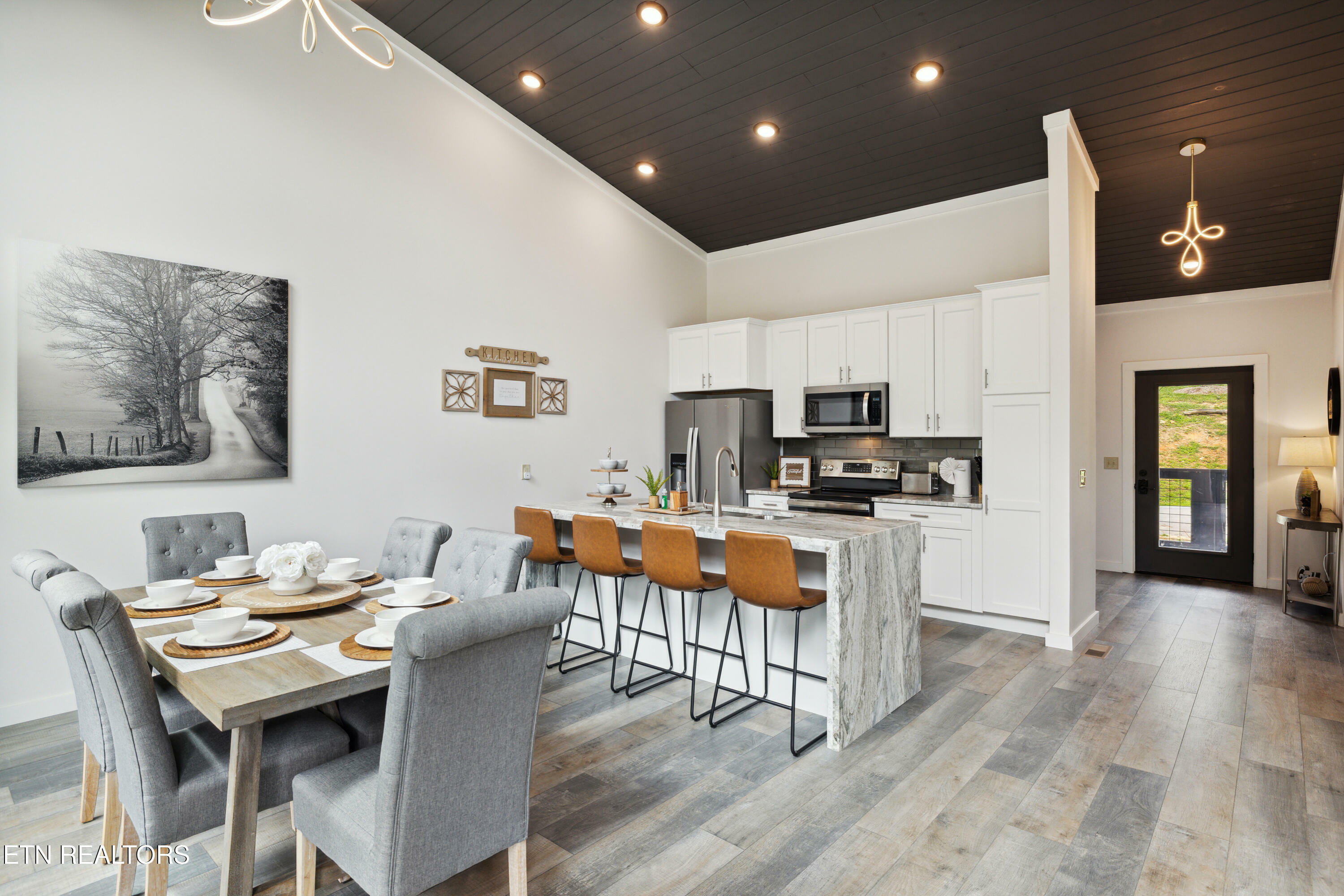 Property Photo: 612 Sunset Lane TN 37738