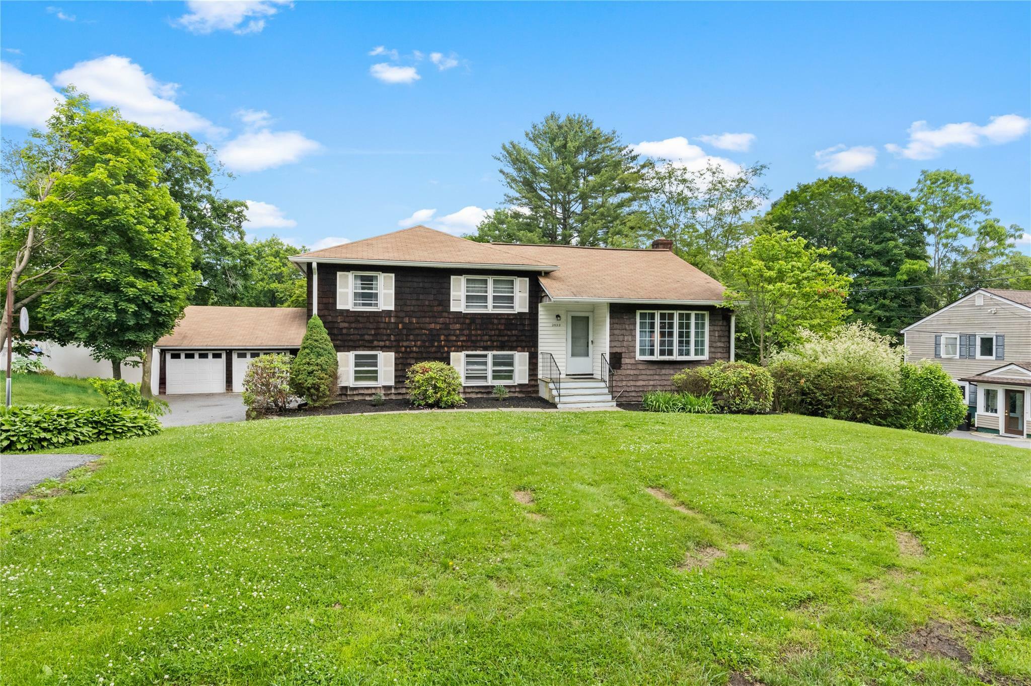 Property Photo: 2422 Crompond Road NY 10598