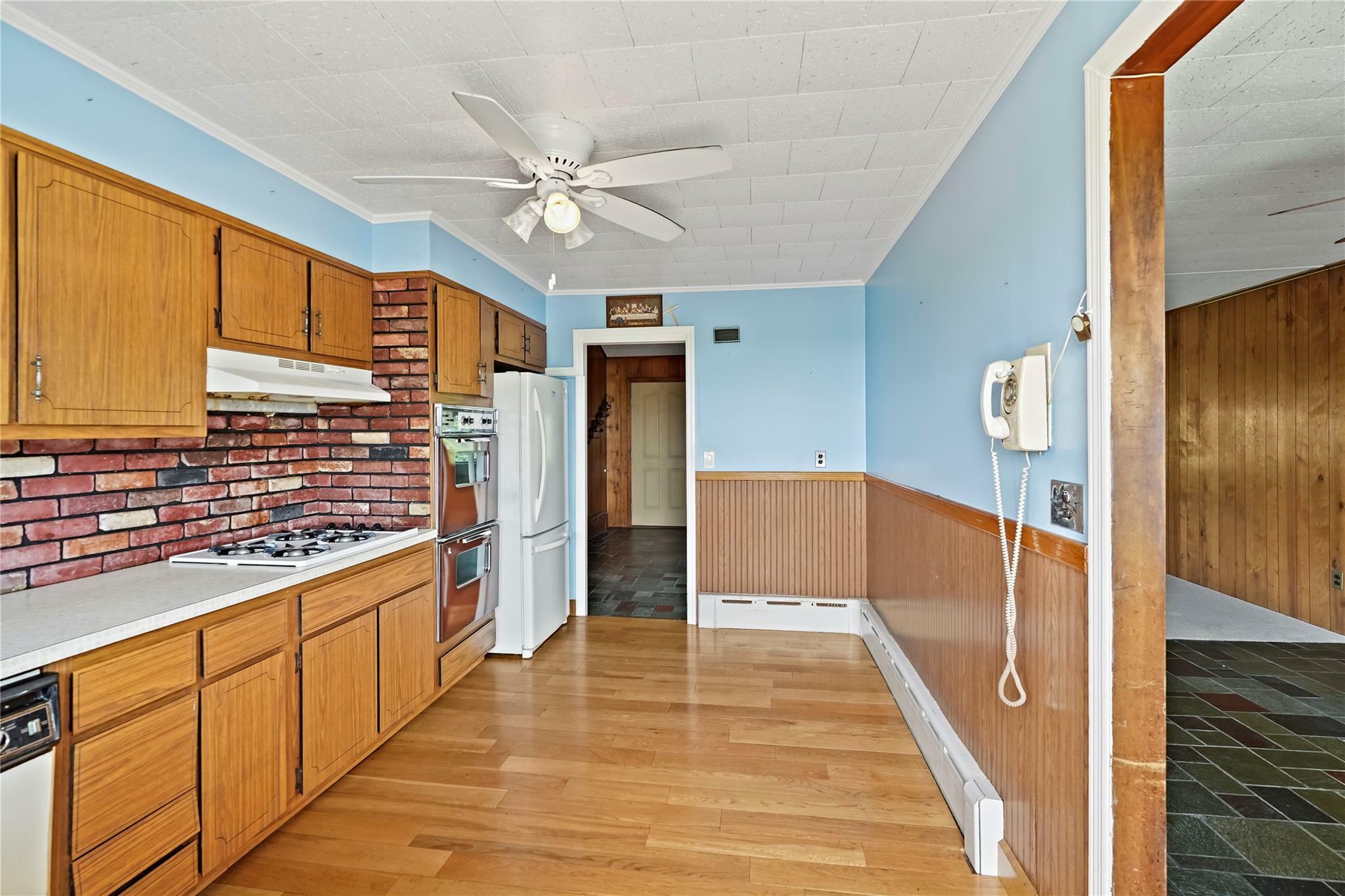 Property Photo: 54 Albemarle Place NY 10701