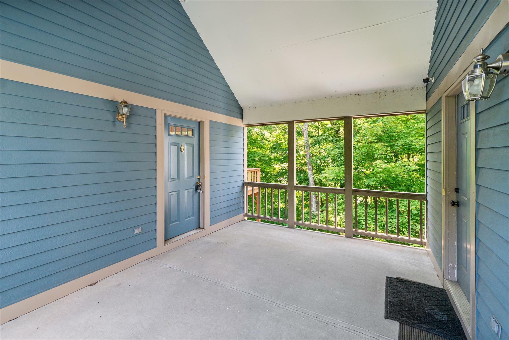 Property Photo: 5702 Manor Drive 5702 NY 10566