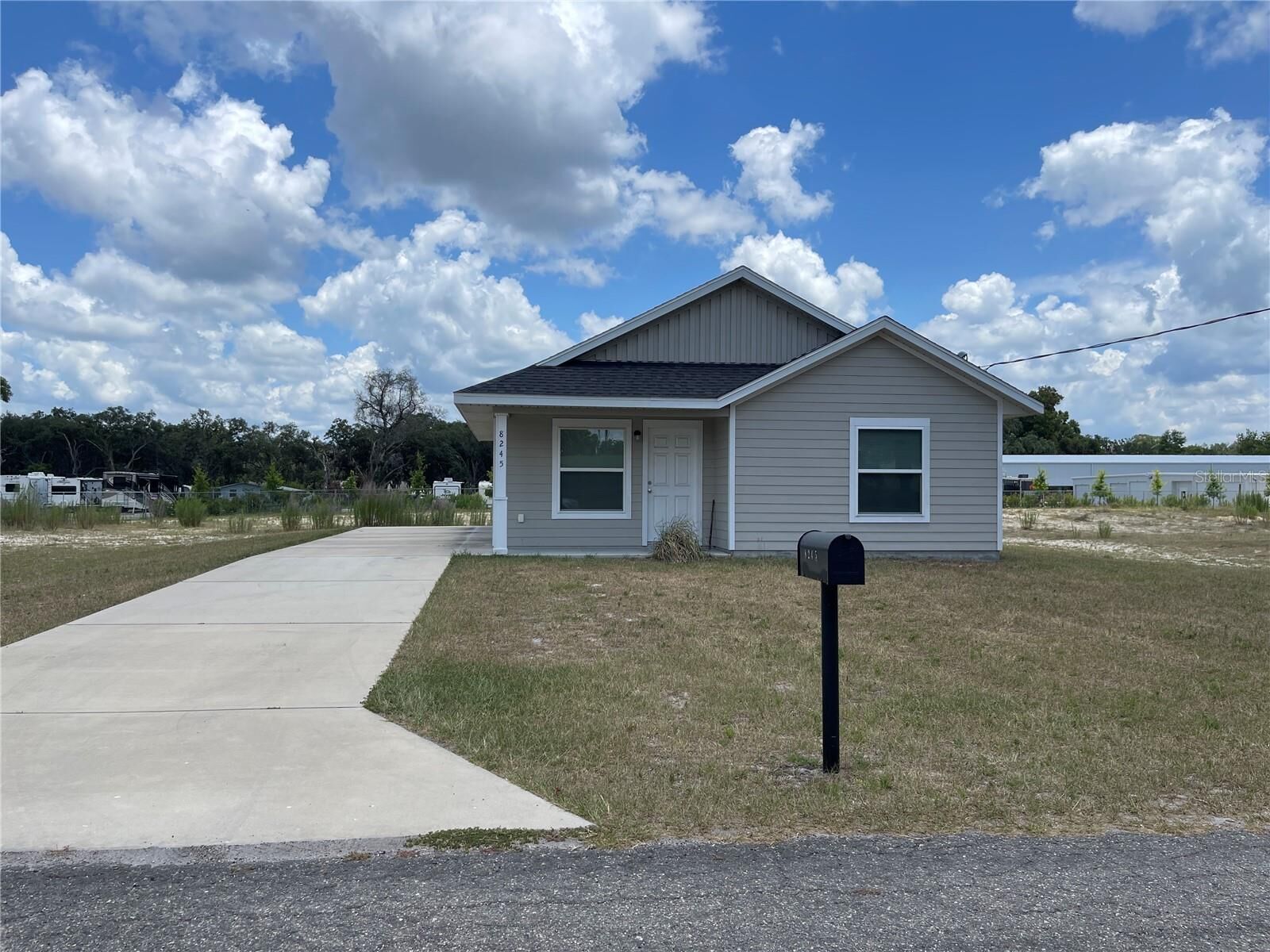 Property Photo:  8245 E Rosko Court  FL 34436 