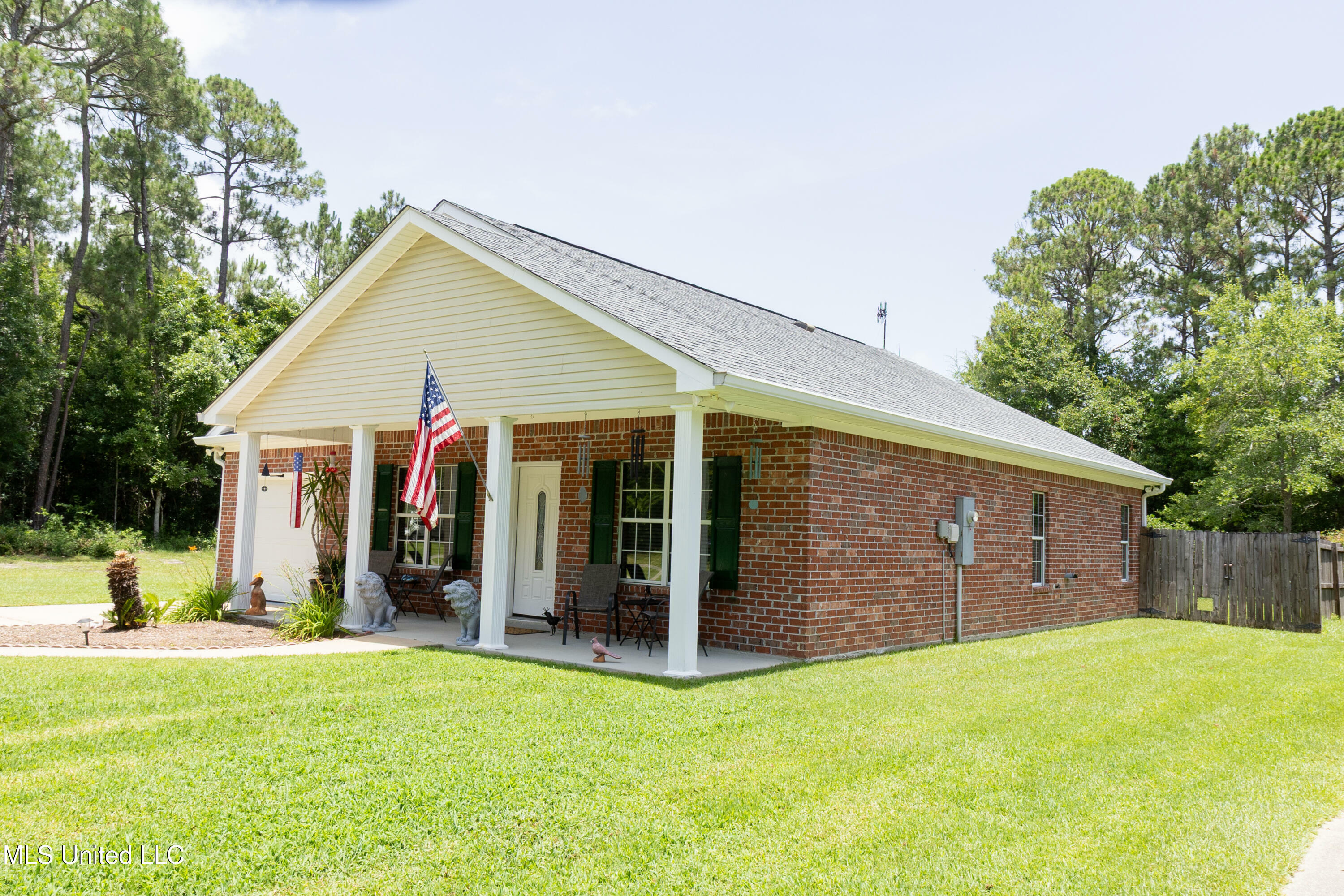 Property Photo: 1720 Barracuda Drive MS 39553