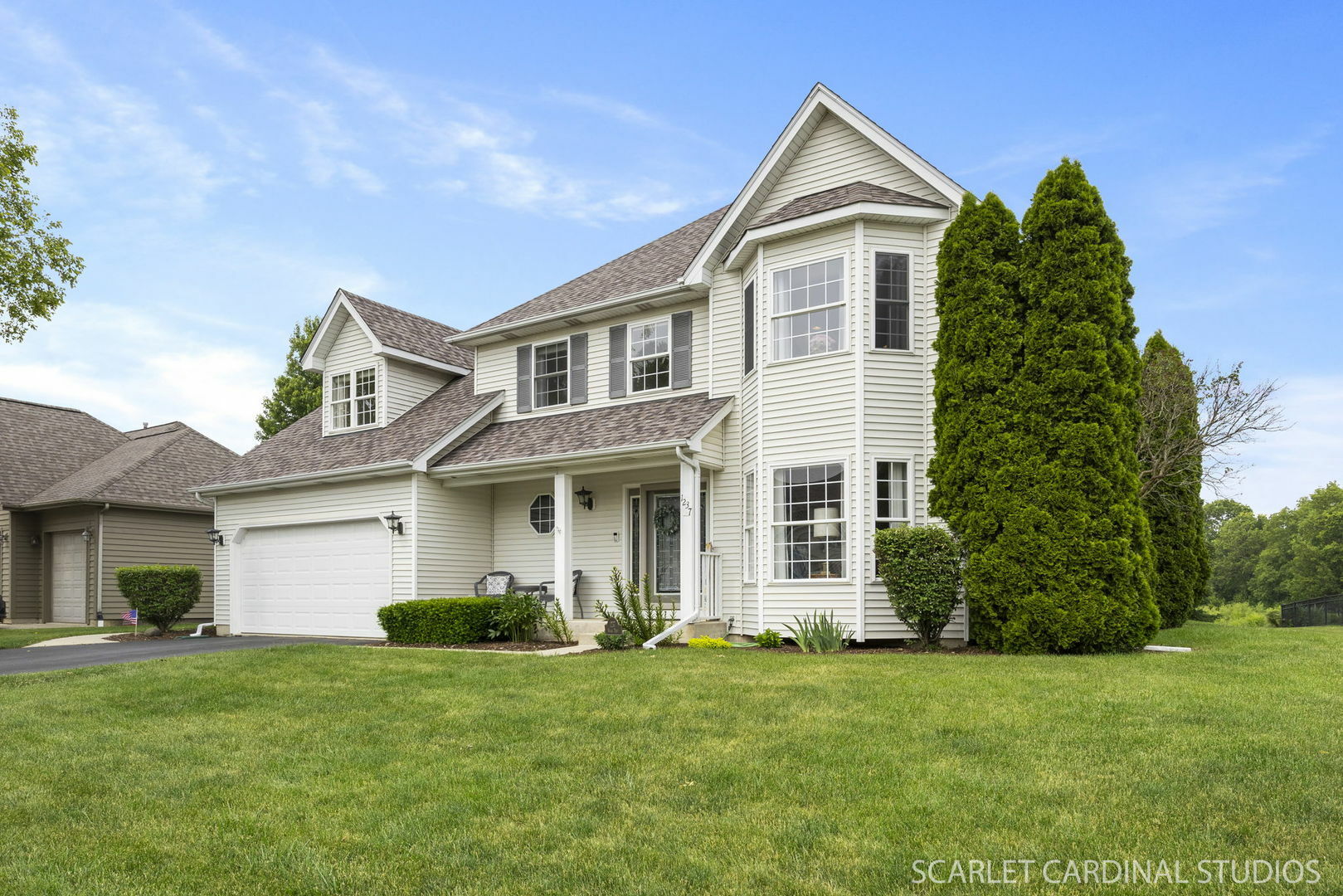 Property Photo:  1237 Walsh Drive  IL 60560 
