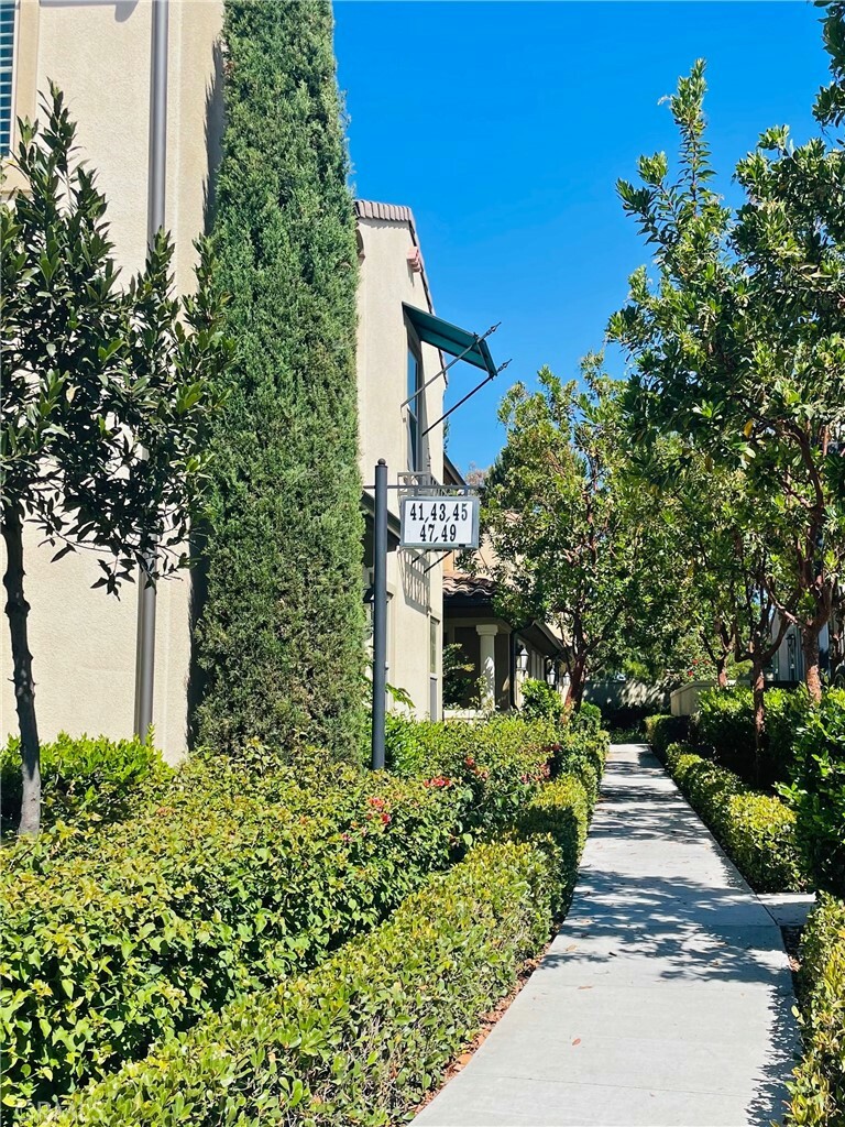 Property Photo: 41 Keepsake CA 92618