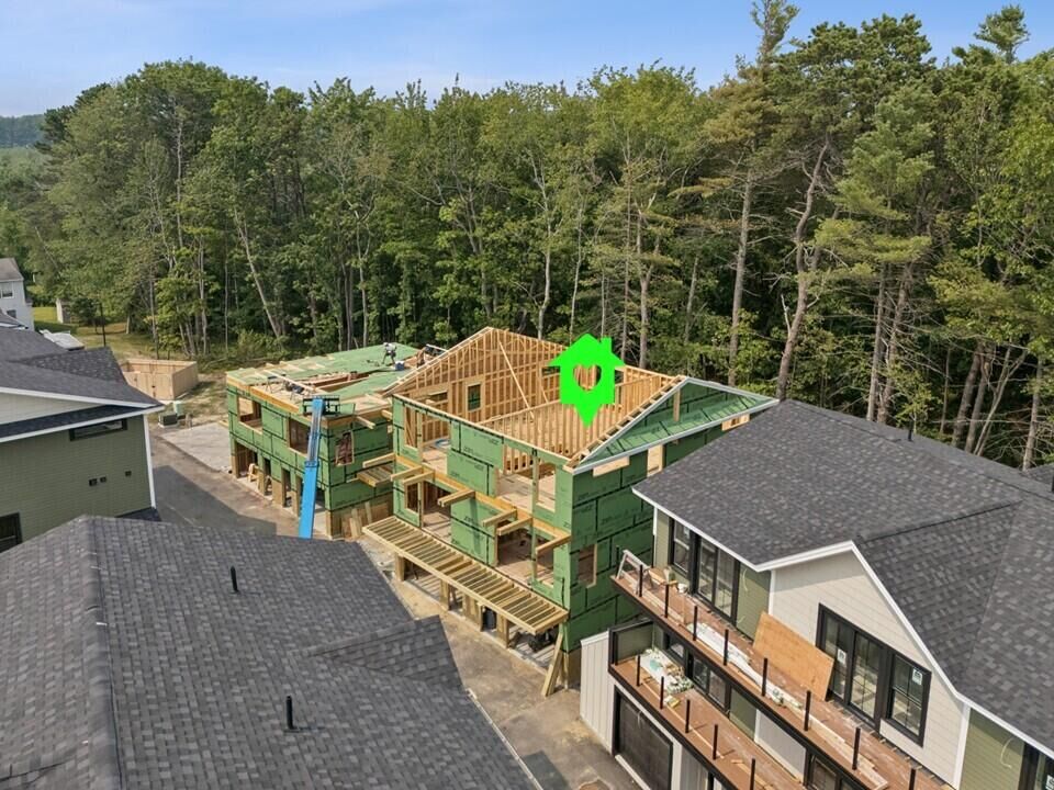 Property Photo: 20 Salt Point Drive 22 ME 04064