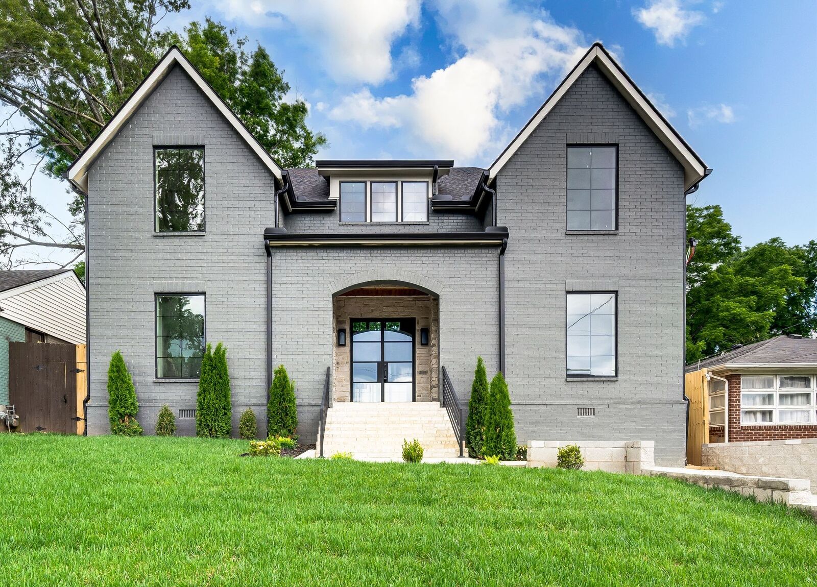 Property Photo: 1709 15th Ave S TN 37212