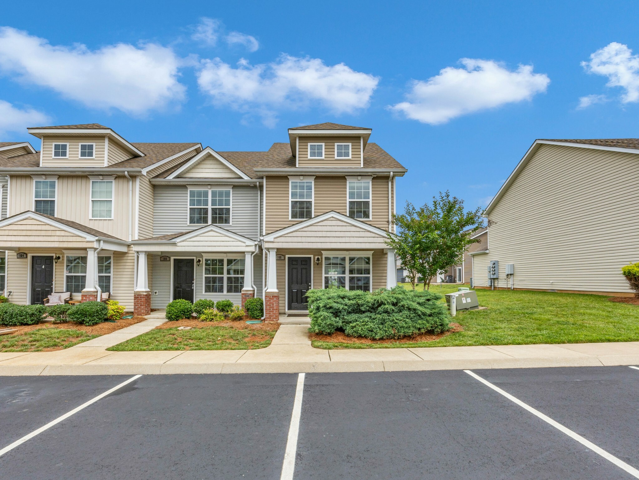 Property Photo: 168 Alexander Blvd TN 37040