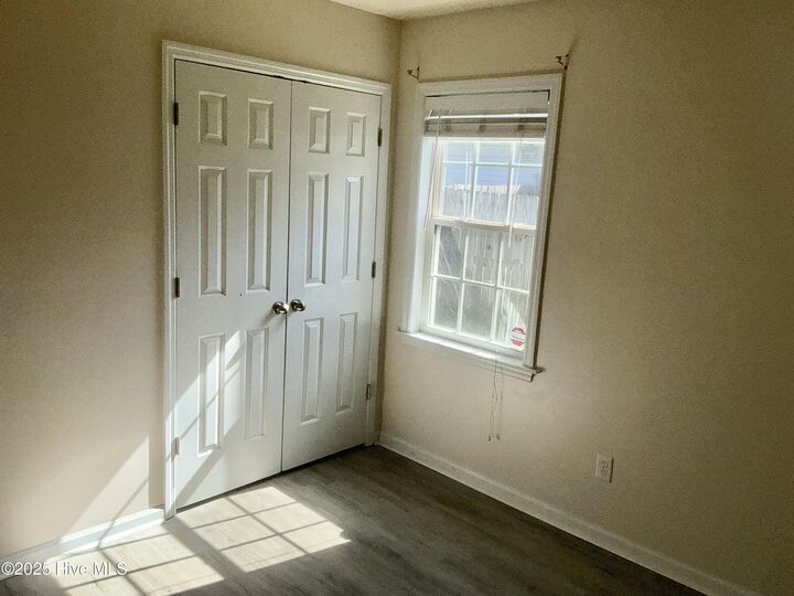 Property Photo: 4015 W T Whitehead Drive NC 28546