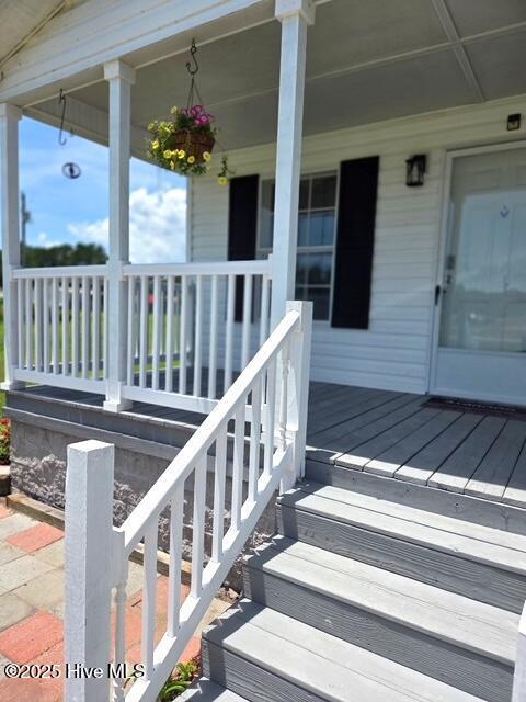 Property Photo: 111 Dana Court NC 28532