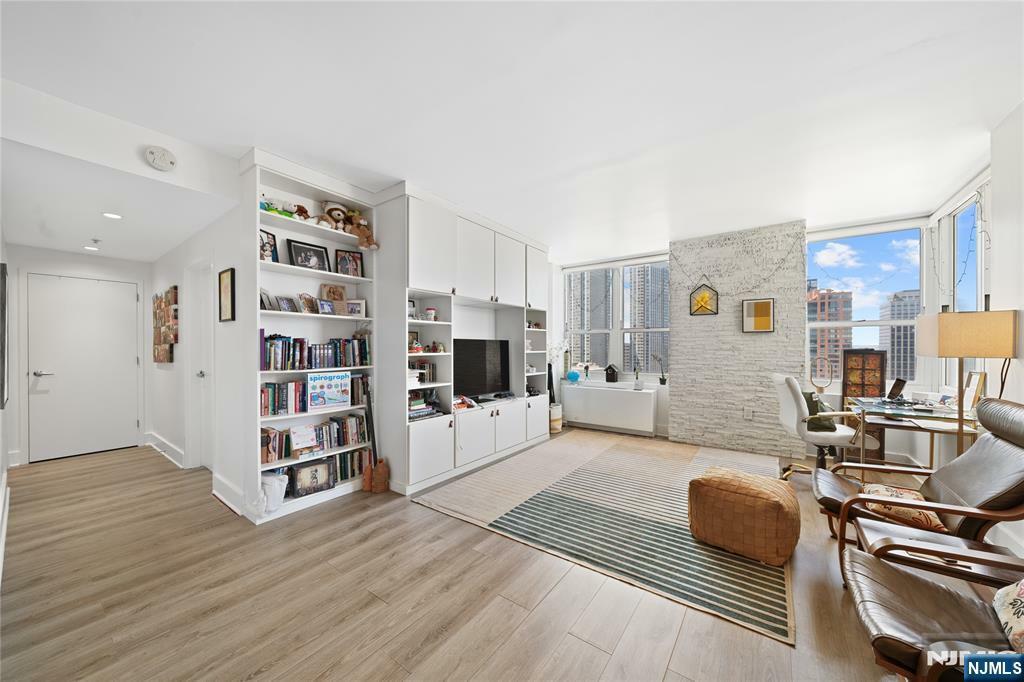 Property Photo: 88 Morgan Street 2701 NJ 07302