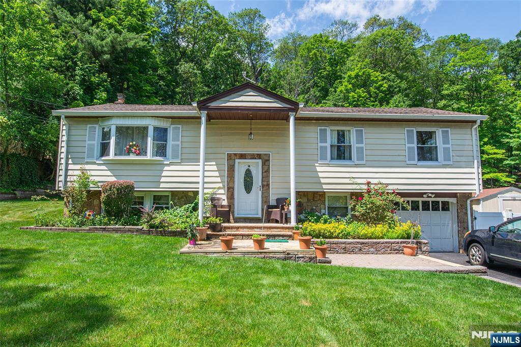 Property Photo: 18 Up High Crest Road NJ 07480