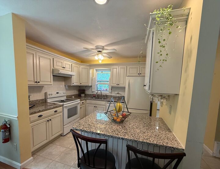 107 Saybrook Road  Essex Junction VT 05452 photo