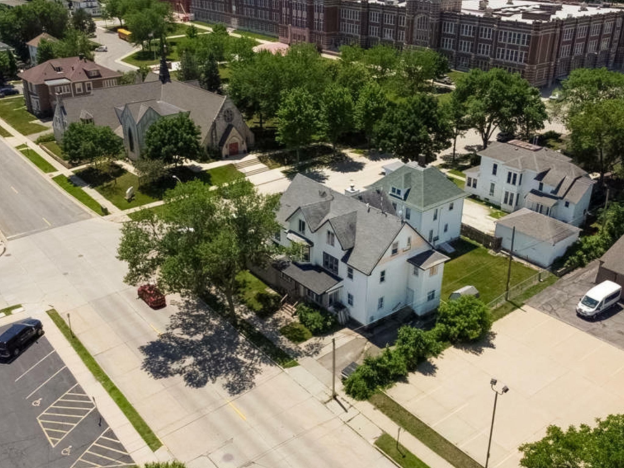 Property Photo: 403 2nd Street MN 55912