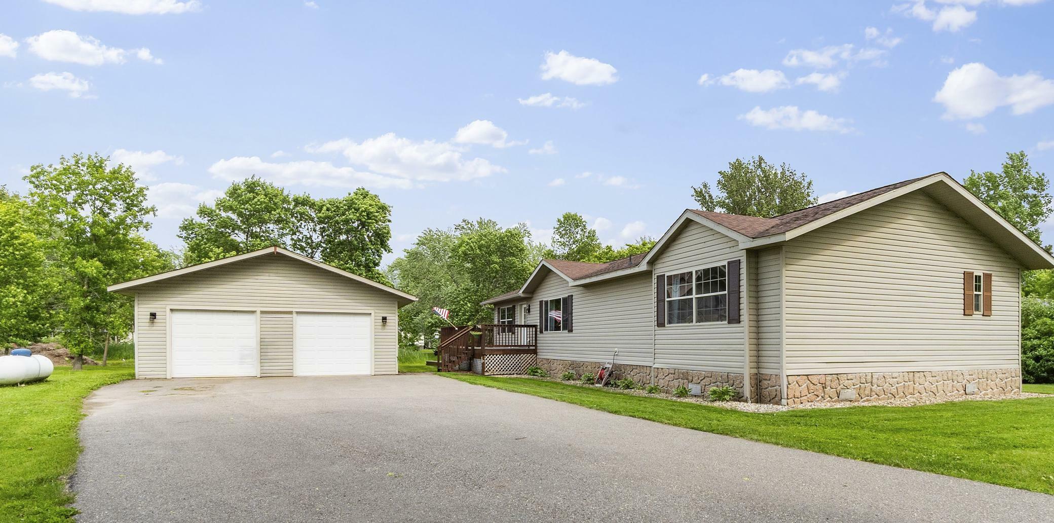Property Photo: 6431 State Highway 114 SW MN 56308