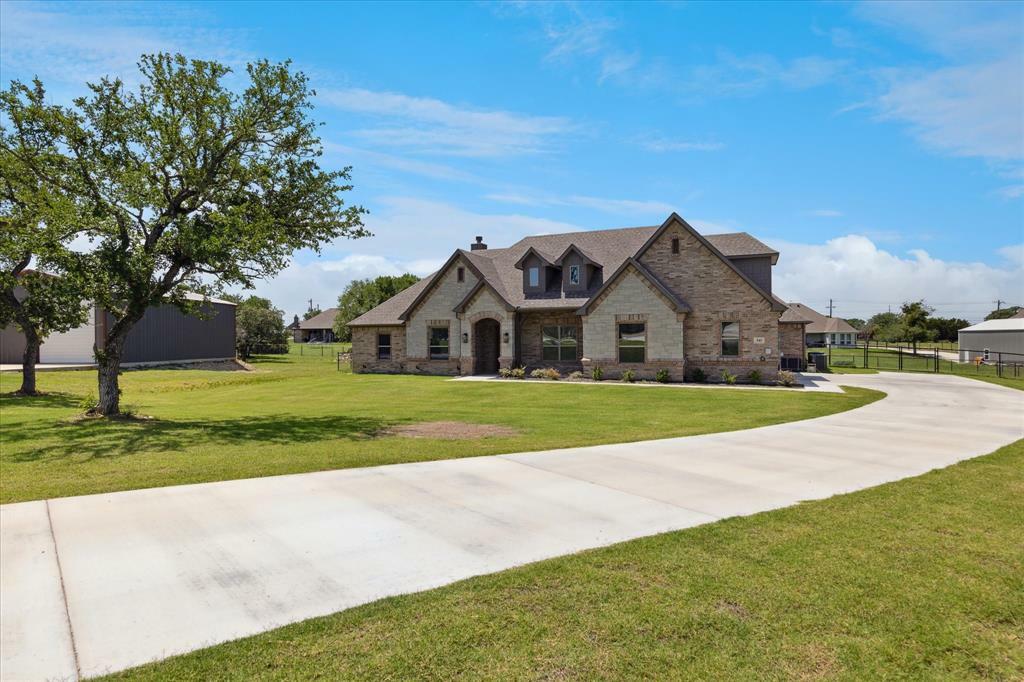 Property Photo: 341 Oak Meadow Lane TX 76085