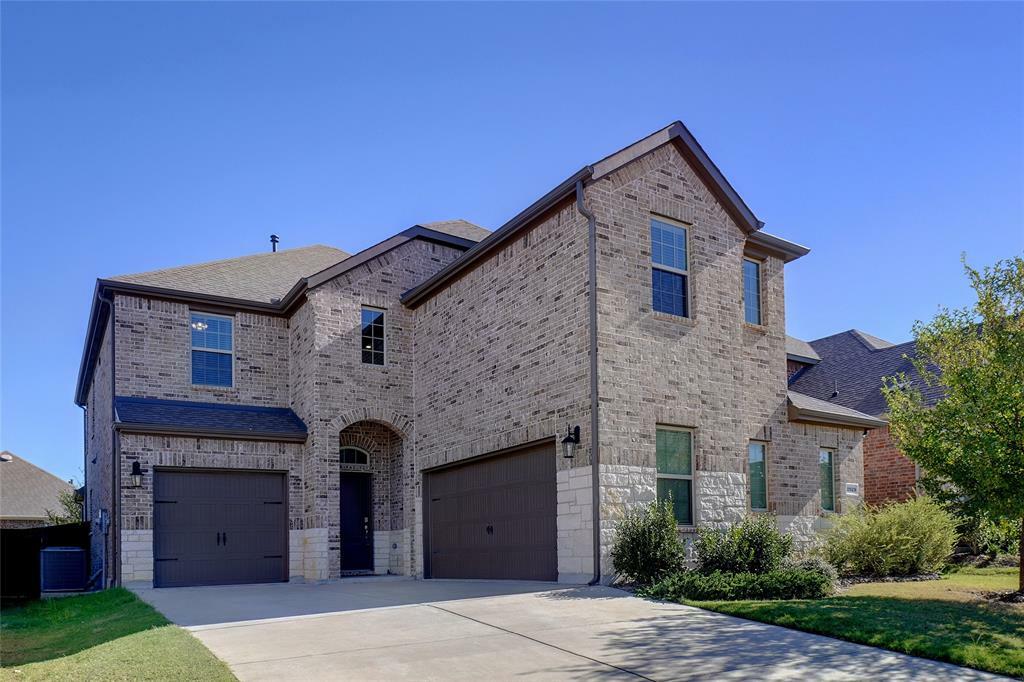 Property Photo: 2929 Log Cabin Drive TX 75009
