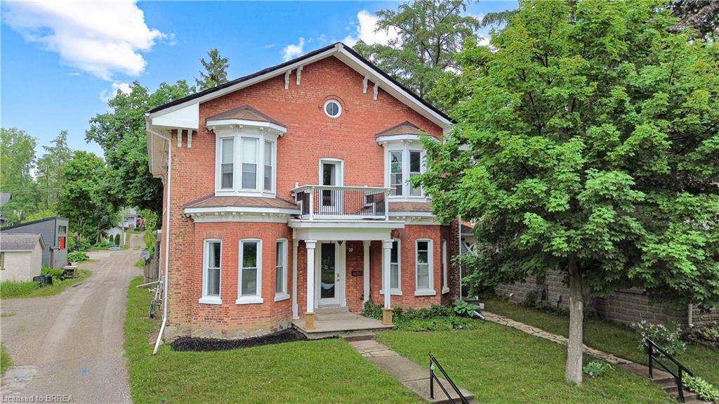 Photo de la propriété: 20 Charlotte Street ON N3L 1N1