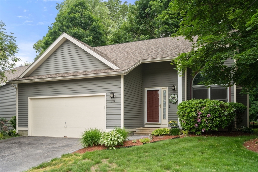 Property Photo: 222 Weatherstone Dr 222 MA 01604