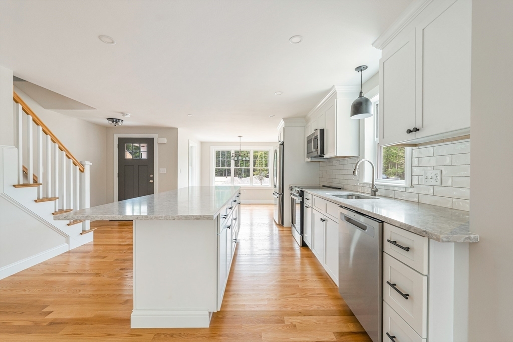 Property Photo: 10 Pat Rose Way MA 02370